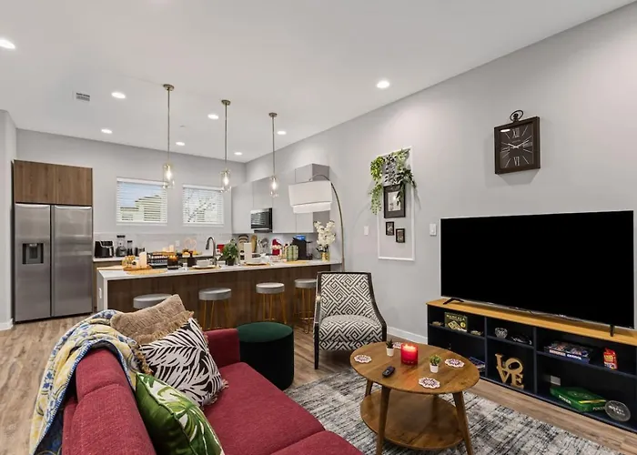 The Quartz 2bd Townhouse In The Heart Of Fw Holiday home