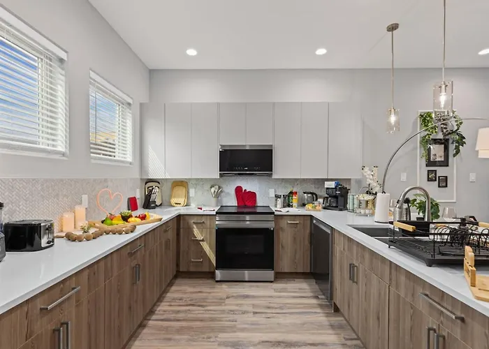 The Quartz 2bd Townhouse In The Heart Of Fw * Fort Worth