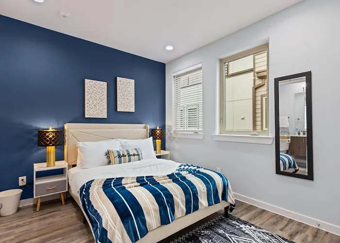The Quartz 2bd Townhouse In The Heart Of Fw Holiday home Fort Worth