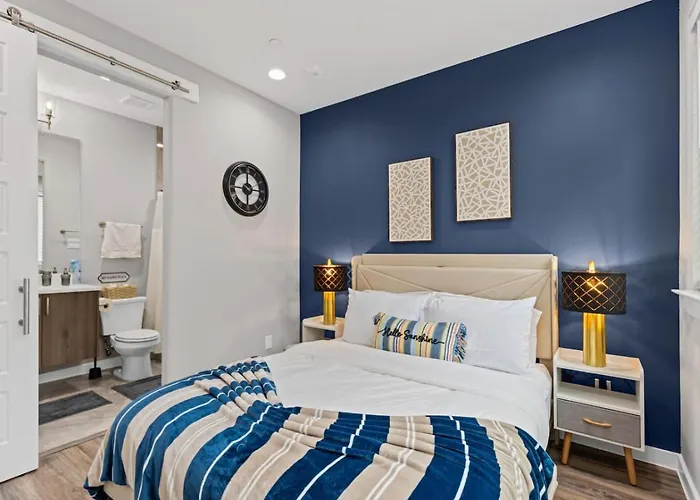 The Quartz 2bd Townhouse In The Heart Of Fw Holiday home Fort Worth