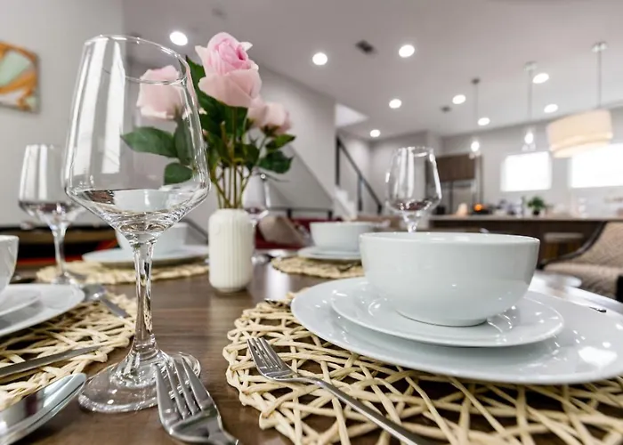 The Quartz 2bd Townhouse In The Heart Of Fw * Fort Worth